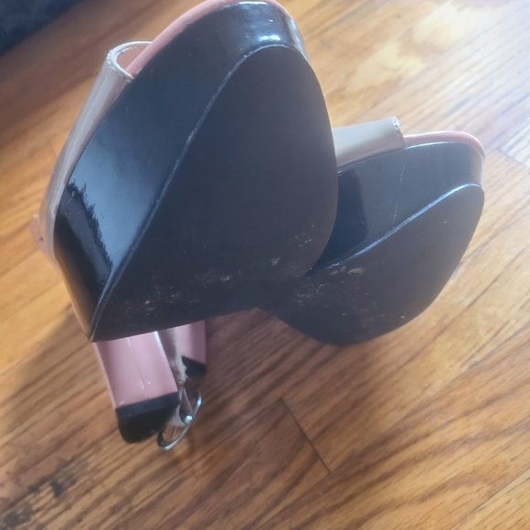 Platform heel shoe - Picture 3 of 4